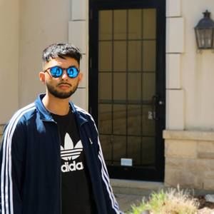 Meet your Posher, Abbas